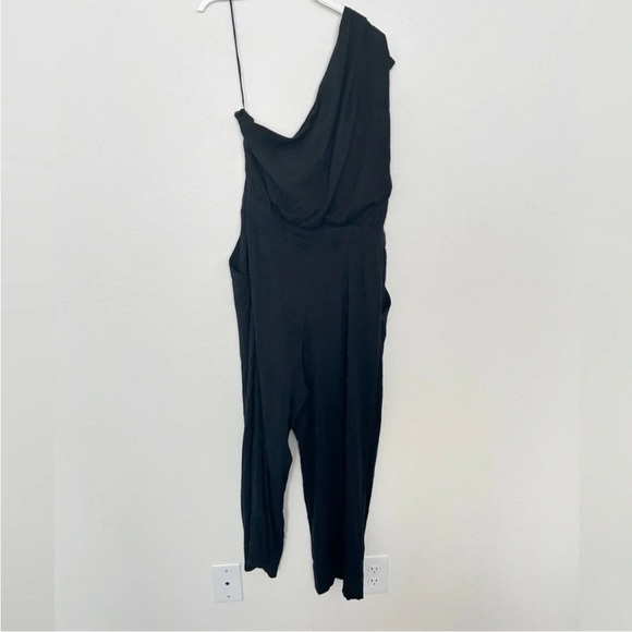 Free People Avery One Shoulder Jumpsuit Black - Picture 5 of 10